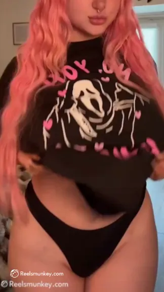 Thick Big Boobs Girl Playing Her With Massive Tits To Trendy Music